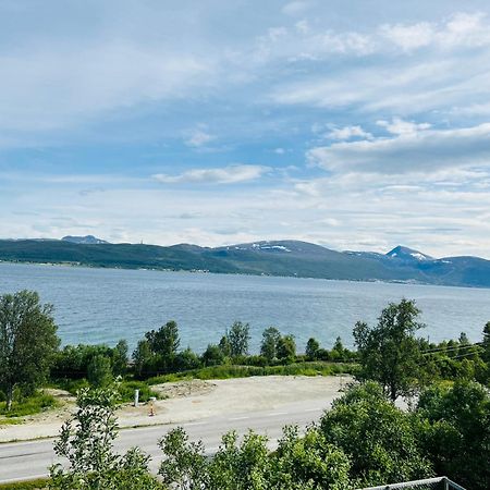 Apartment In Tromso With Sea And Mountain View Εξωτερικό φωτογραφία